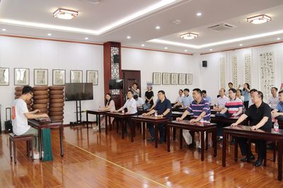 黃岡師范學院黨委書記王立兵一行來訪 共促教育文化交流新篇章