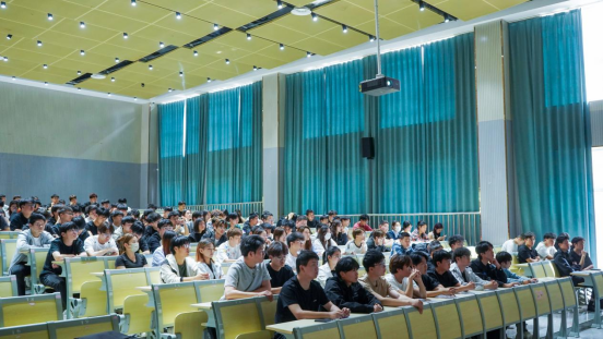 化工學子踴躍參與富海集團宣講會，積極開拓就業(yè)渠道與教育文化交流